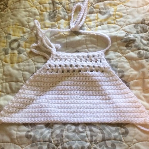 Crochet crop top - Picture 2 of 2